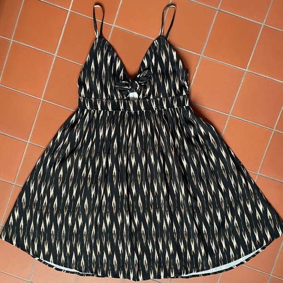 NWT Banana Republic Black Strappy Sundress size Petite M - Picture 13 of 16